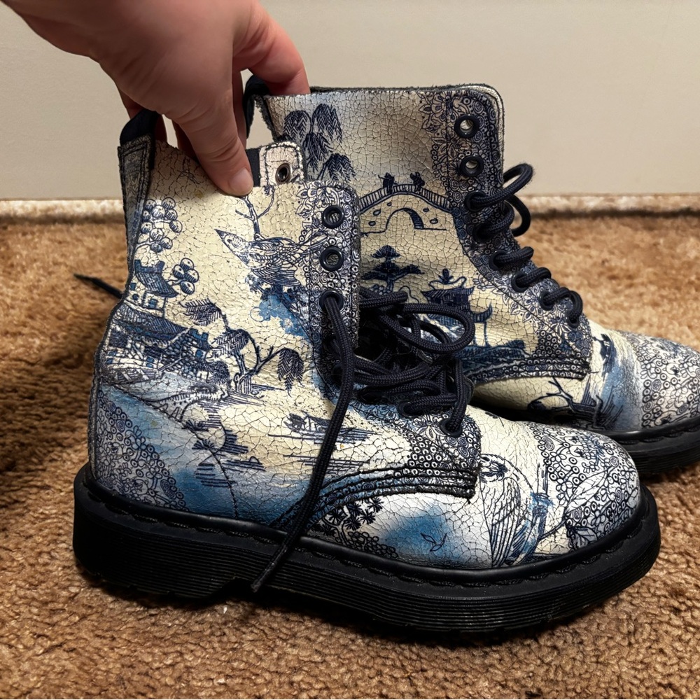 Dr. Martens 1461 Blue Willow China Plate Porcelain Crack Leather Combat Boots